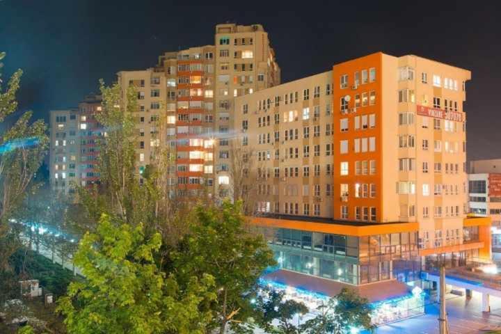Красивая Квартира На Берегу Озера. Kischinau Exterior foto